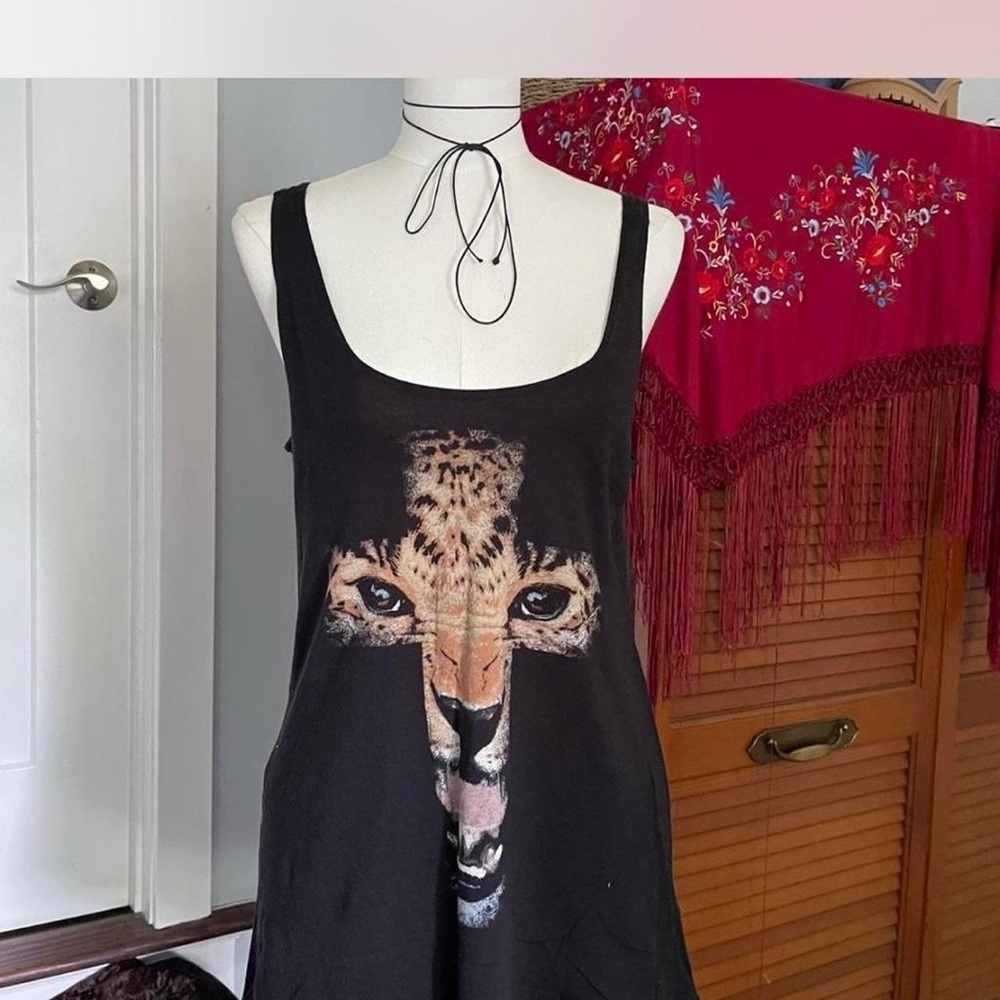 Forever 21 Black Animal Print Tank Top
